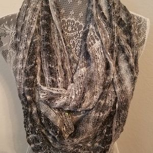 Infinity scarf